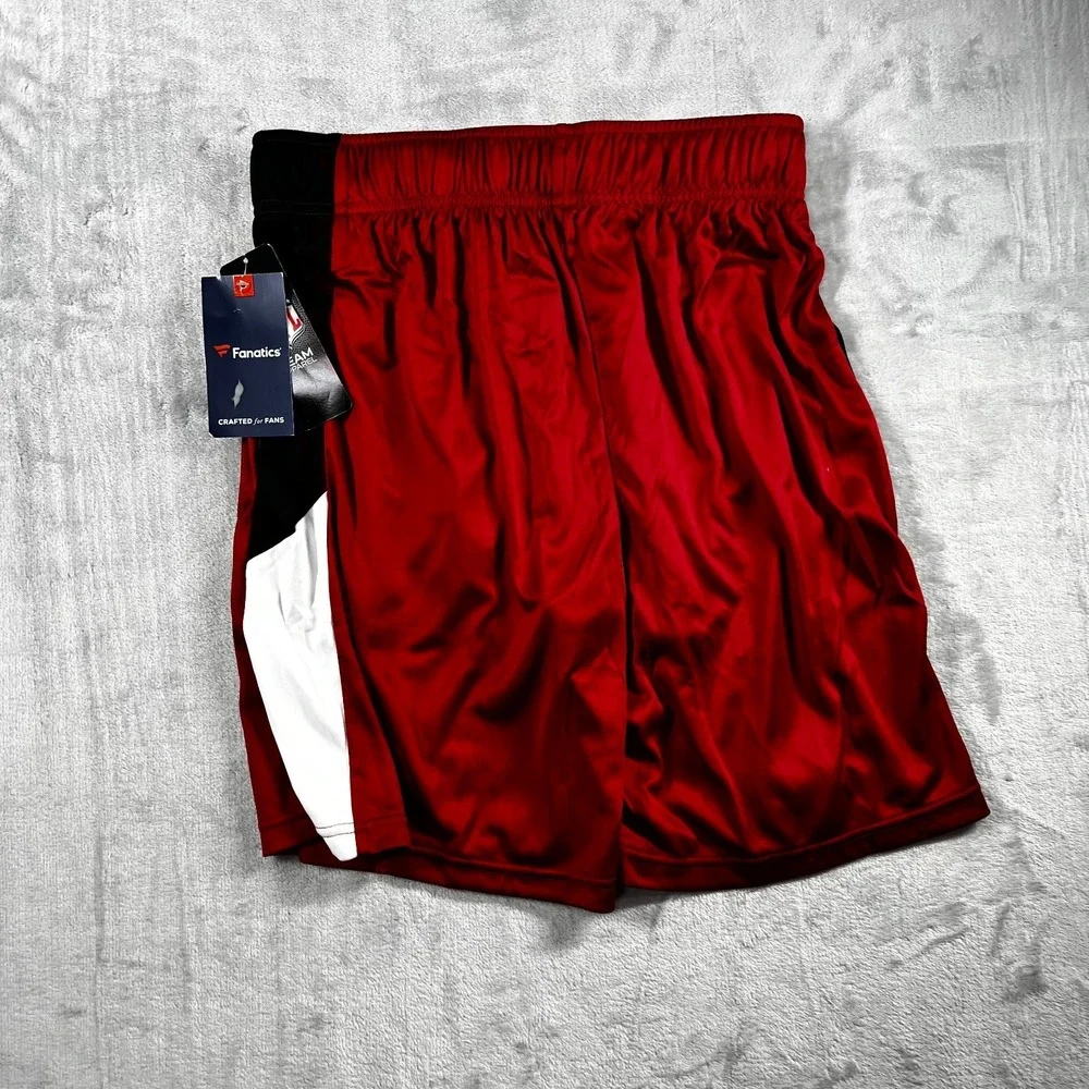 NFL Atlanta Falcons Shorts Mens Small Fanatics Red Athletic Gym Basketball NWT